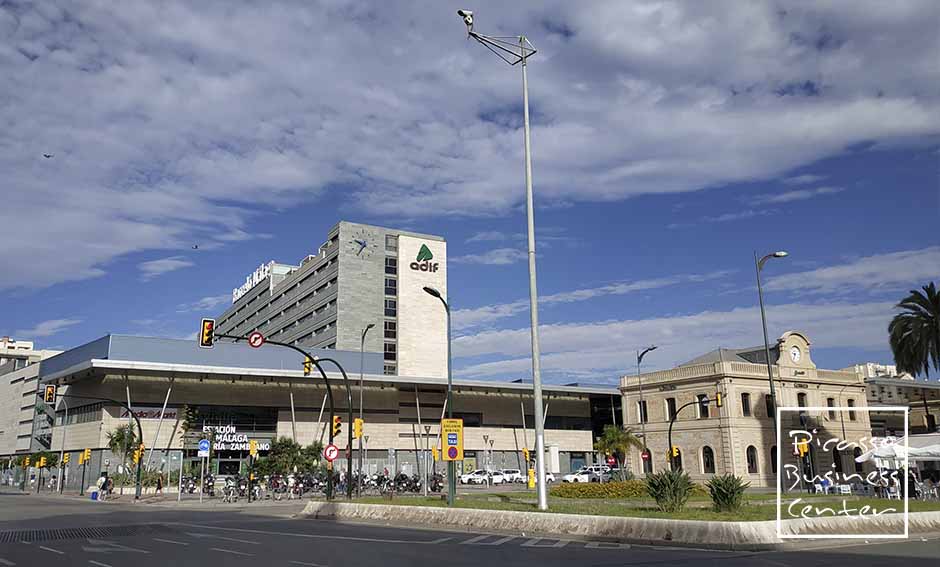 Hotel Barceló Málaga, Estación de trenes AVE, Hotel Eurostars Málaga, Hotel Las Américas, Hostal La Hispanidad, Hostal Acapulco